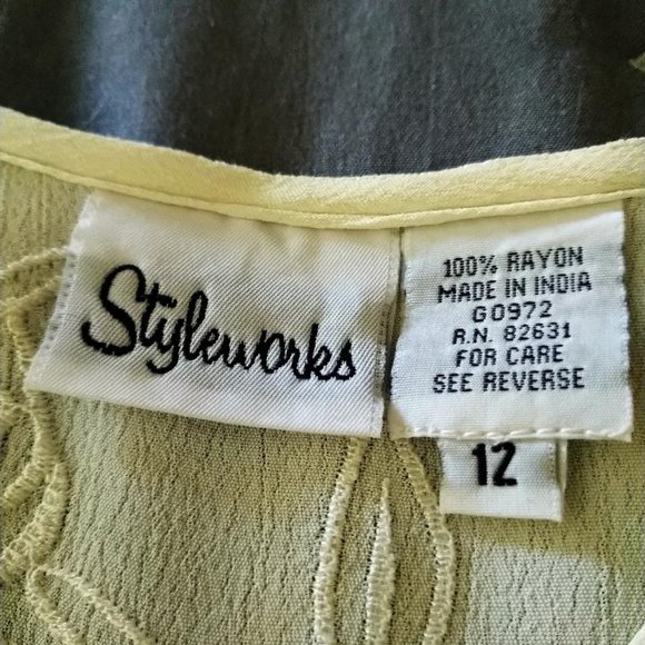 Breezy Summer Top and Pants - Picture 3 of 4